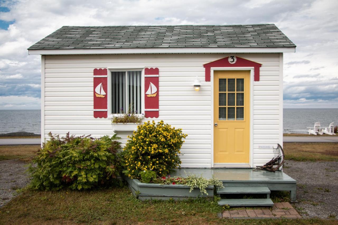 Les Cabines Du Phare Rimouski Exterior foto