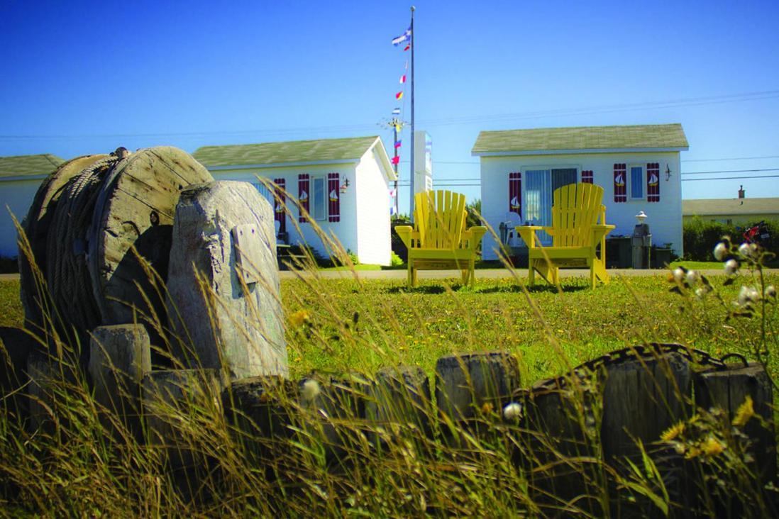 Les Cabines Du Phare Rimouski Exterior foto